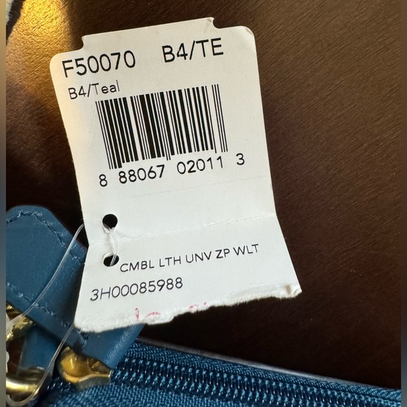 Authentic Coach Wallet - Picture 3 of 8